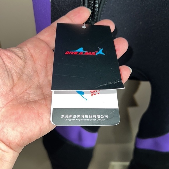 Women's Men's Wetsuit 3mm
Neoprene Front Zip Fulllength - Picture 5 of 10